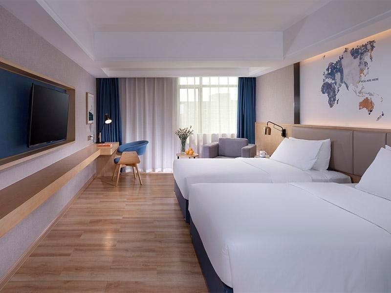 Kyriad Marvelous Hotel Dongguan Changan Light Rail Station Exterior foto